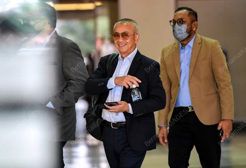 DATUK ROZMAN ISLI