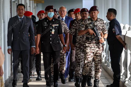 DATUK SERI NAJIB TUN RAZAK