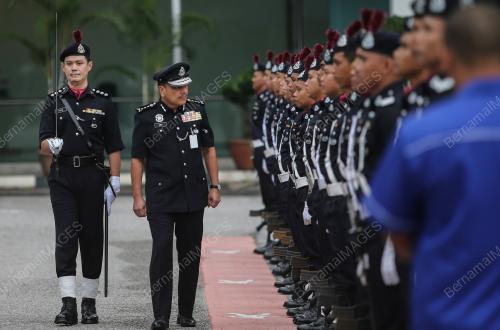 DATUK AZMI ABU KASSIM