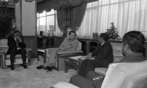 KL02_02032015_MENTERI_LUAR