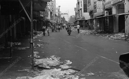 KL02_02032015_SAMPAH_SARAP