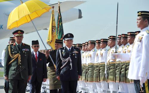 KL02_02092013_AGONG