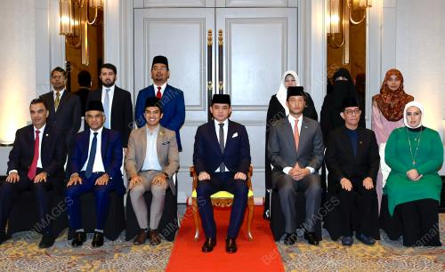 TENGKU HASSANAL IBRAHIM ALAM SHAH