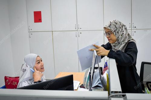 GAJI MINIMUM RM1,700 RINGANKAN BEBAN PEKERJA