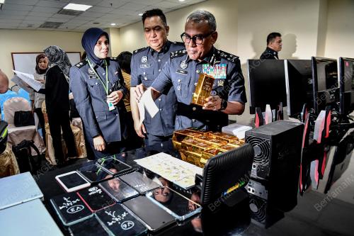 DATUK SERI RAMLI MOHAMED YOOSUF