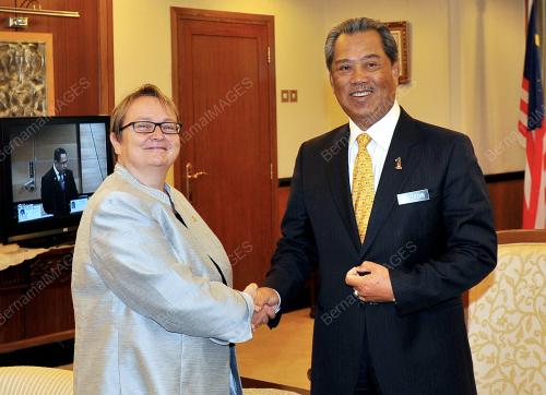 KL02_03102012_TPM