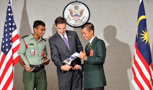 KL02_04062012_US