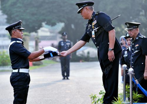 KL02_04072012_POLIS