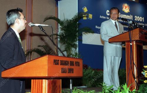 MAHATHIR MOHAMAD