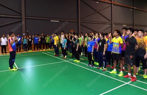 KL02_04102017_BADMINTON