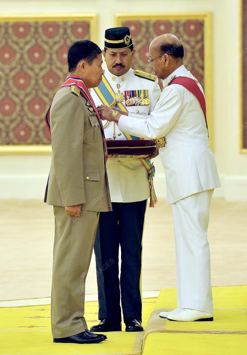 KL02_04122014_AGONG_PINGAT