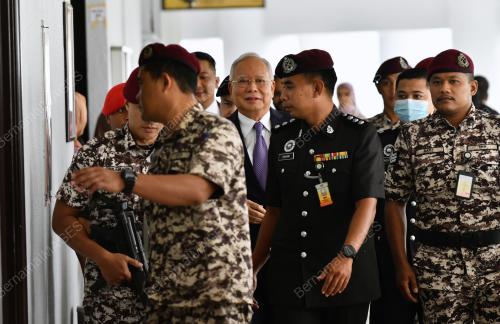 DATUK SERI NAJIB TUN RAZAK