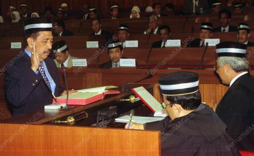 KL02_05022016_DEWAN_SENETOR