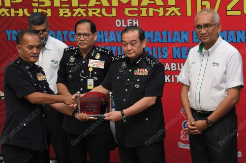 DATUK MAZLAN MANSOR
