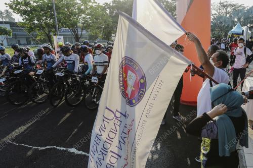 KTMB TAWAR PERKHIDMATAN TREN SEWA KHAS BAWA BASIKAL