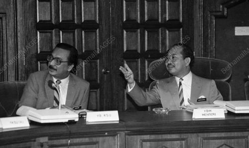 KL02_05032019_TENGKU_DIALOG