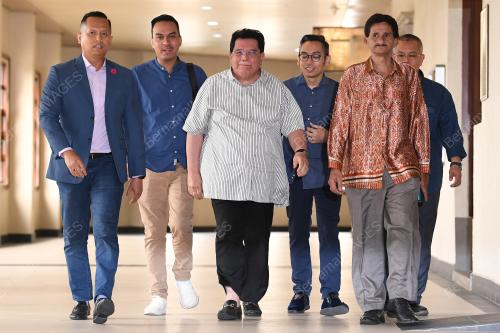 DATUK SERI TENGKU ADNAN TENGKU MANSOR