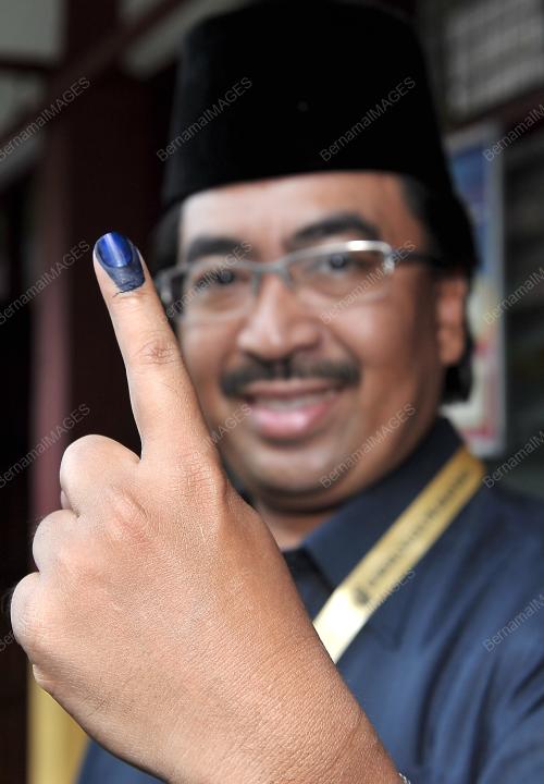 KL02_05052013_DATUK_JOHARI
