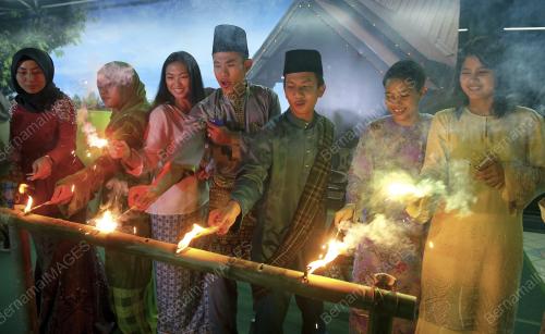 KL02_05072016_ATLET_RAYA