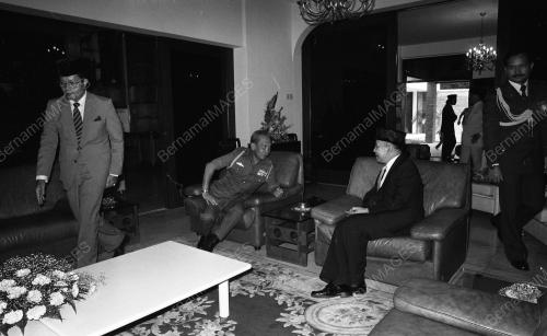 KL02_05102015_KEDUTAAN
