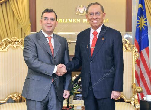 KL02_05112014_PARLIMEN