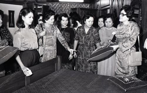 MAJLIS ORGANISASI WANITA KEBANGSAAN
