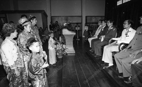 KL02_06022015_ANWAR_RASMI