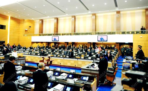 KL02_06042015_PARLIMEN