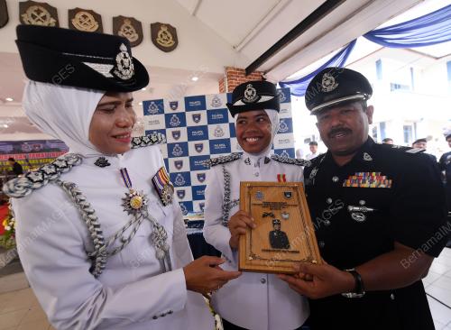 KL02_06042019_KADET_BN201904055752