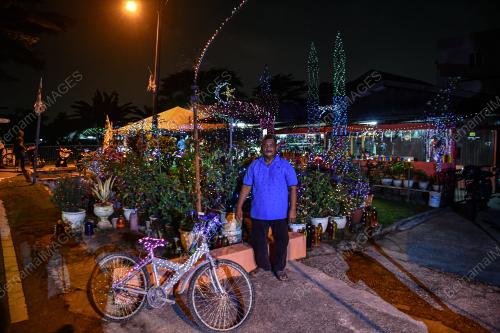 DEKORASI LAMPU HIASAN