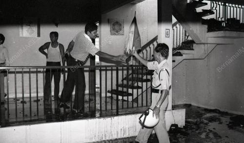 RUMAH TERBAKAR