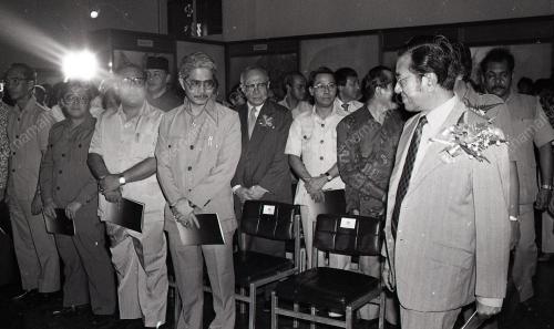 MAHATHIR MOHAMAD