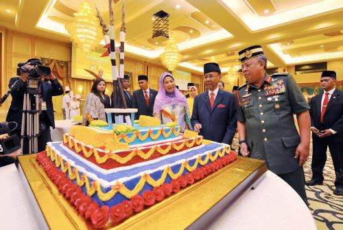 KL02_06062014_AGONG