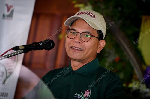 PROF DR MOHD NAZIP SURATMAN
