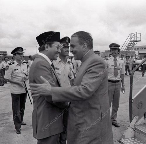 PRESIDEN PAKISTAN MUHAMMAD ZIA-UL-HAQ
