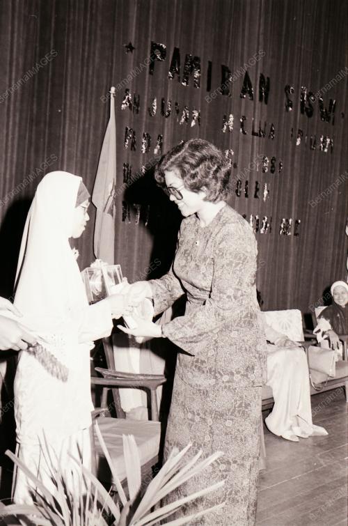DATIN PADUKA RAFIDAH AZIZ