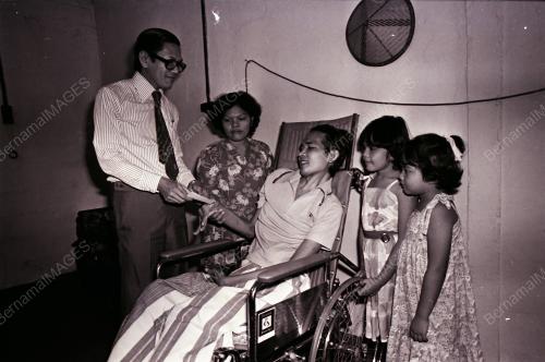 SOCSO BERI KERUSI RODA