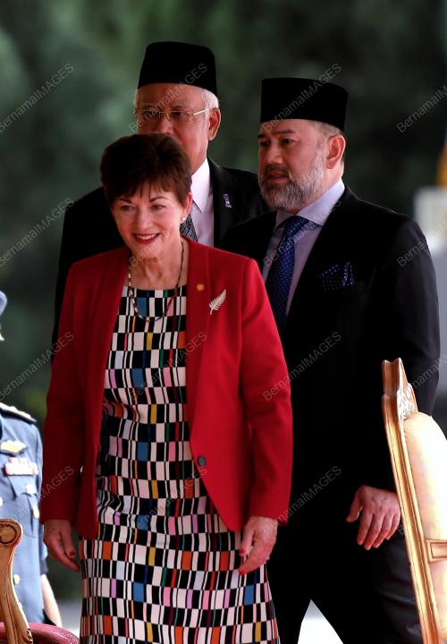 KL02_06122017_AGONG