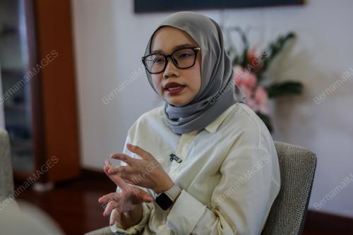 NABILA BURHANUDDIN