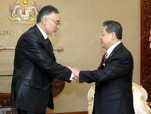 TERIMA KUNJUNGAN DUTA RUPABLIK KYRGYZ