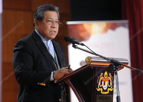 KL02_07042017_PARLIMENT