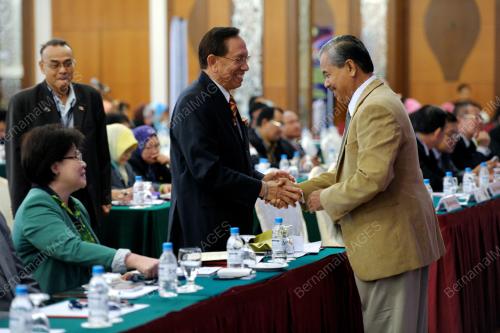 KL02_07072012_PARLIMEN