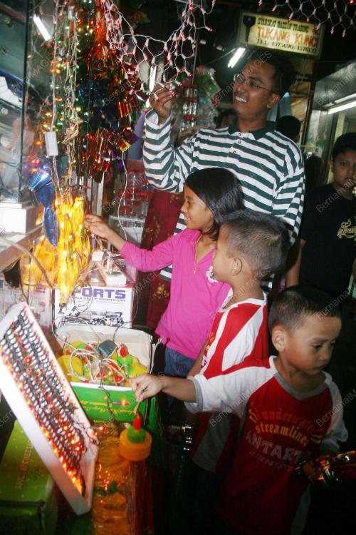 PERSIAPAN HARI RAYA