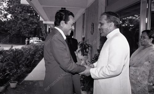 PRESIDEN PAKISTAN MUHAMMAD ZIA-UL-HAQ