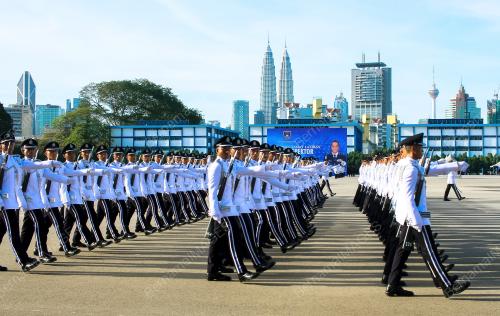 KL02_07112015_POLIS