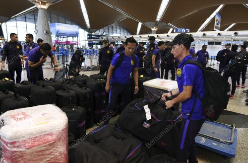 KL02_07112017_HARIMAU_MALAYA_BN201711060576