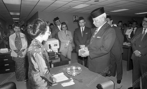 KL02_08012015_AGONG_IMIGRESEN