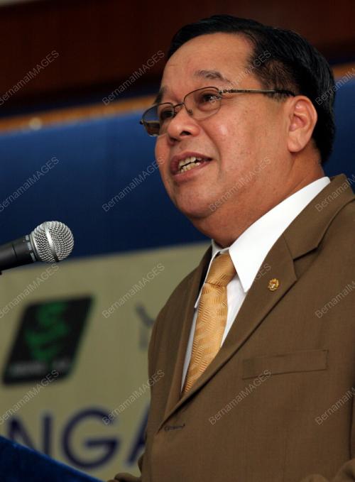 ABDULLAH MD ZIN