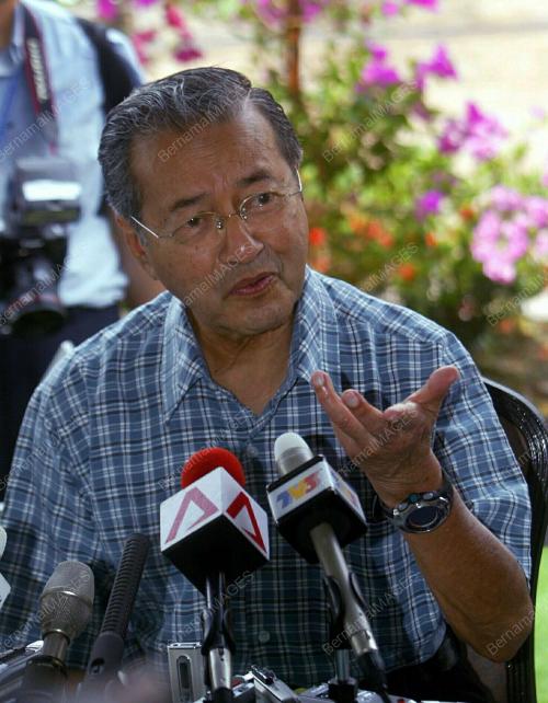 TUN DR MAHATHIR MOHAMAD