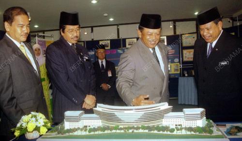 SYED SIRAJUDDIN SYED PUTRA JAMALULLAIL